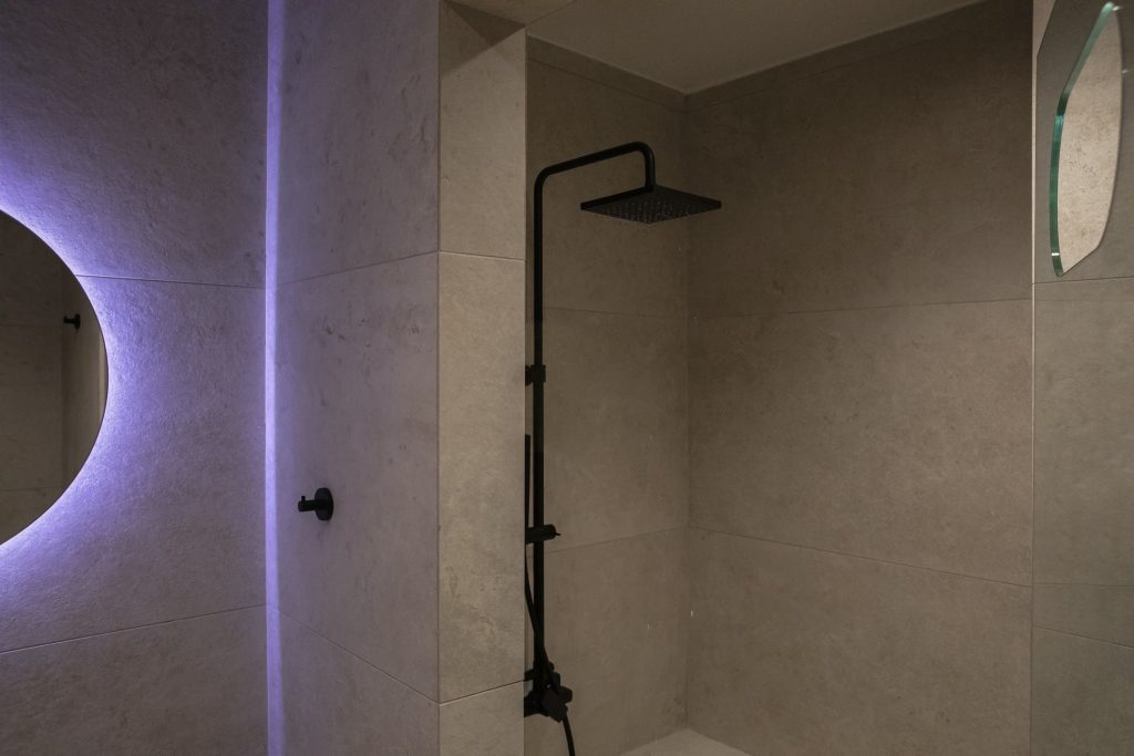 AHC_2576