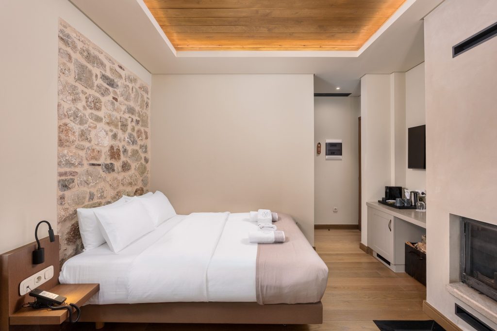 Mikri_Arktos_Bed_16