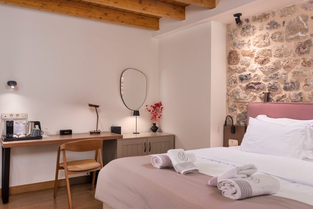 Mikri_Arktos_Bed_23