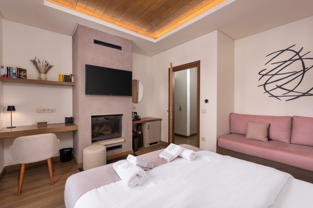 Mikri_Arktos_Bed_34